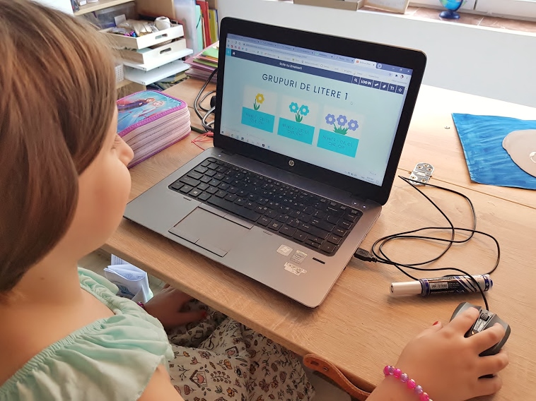 scriere si comunicare in romana