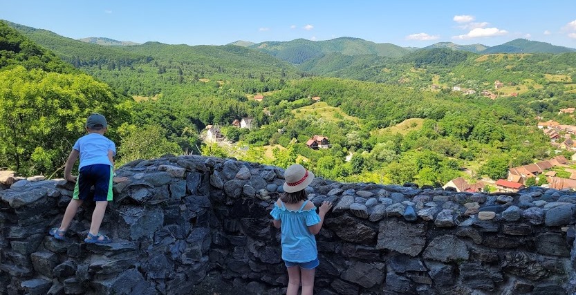 3 zile în Sibiu cu copiii- ce poți face în (și pe lângă) Sibiu în 3 zile 3 zile în Sibiu cu copiii- ce poți face în (și pe lângă) Sibiu în 3 zile