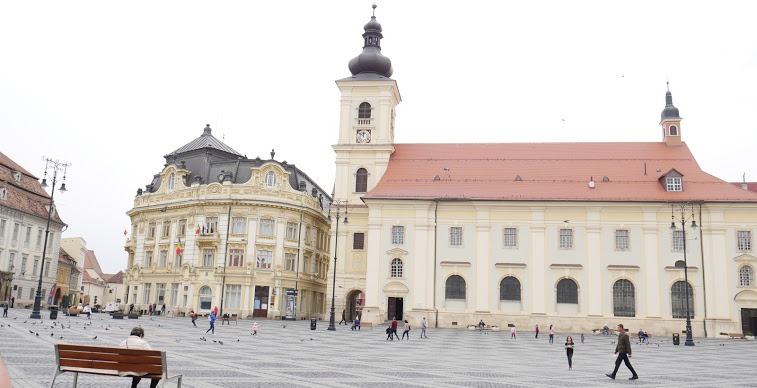 3 zile în Sibiu cu copiii- ce poți face în (și pe lângă) Sibiu în 3 zile 3 zile în Sibiu cu copiii- ce poți face în (și pe lângă) Sibiu în 3 zile